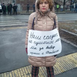 Антиправительственные лозунги не «прокатили» на марше памяти Немцова