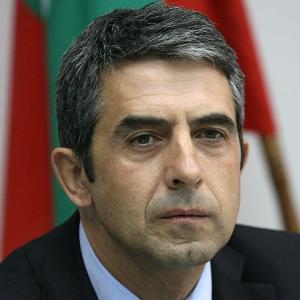 Президент Болгарии отказался ехать в Россию на 9 мая