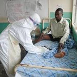 В Германии у мужчины госпитализированного после прилета из Гвинеи, Эбола не обнаружена