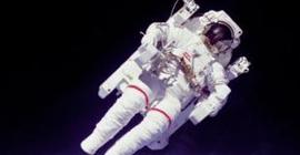 Российские космонавты окончили выход в открытый космос