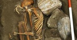 Культура неандертальцев действительно предполагала захоронения соплеменников
