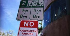 В Лос-Анджелесе Пластиковый Иисус запретил парковку для Ким Кардашьян