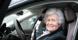 Пожилые люди, переставшие управлять автомобилем, подвергаются депрессиям