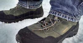 Ученые раскрыли ужасную опасность зимних ботинок