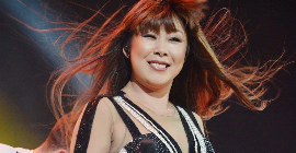 Певицу Аниту Цой чуть не расстреляли в КНДР из-за сломанной застежки на юбке