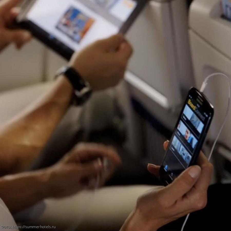 Доказана опасность мобильных телефонов для некоторых самолетов компании Боинг