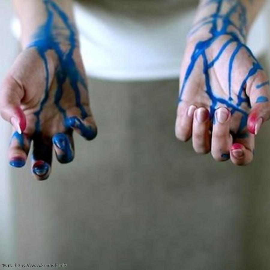 Откуда выражение голубых кровей. Голубая кровь миф. Голубая кровь миф или реальность проект. Цитаты про кровь. Перфторан голубая кровь.