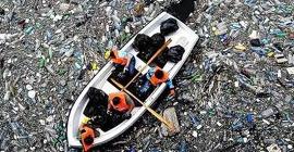 Дрейфующее в Тихом океане мусорное пятно представляет угрозу мировой экологии