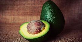 Совет: как выбрать авокадо и как его правильно хранить