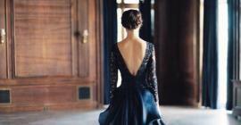 10 невест, которые предпочли выбрать на свадьбу темное платье
