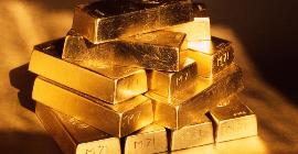 Почему цены на золото характеризуются нестабильностью и нужно ли его покупать