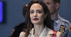 Тест: что вы знаете про Анджелину Джоли