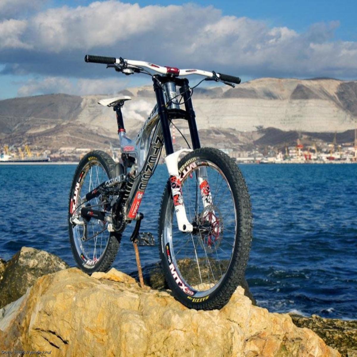 Велотуры в крыму. Поход на велосипеде. Гонщицкий велотуризм. Гонщицкий велотуризм. Велоспорт в горах.