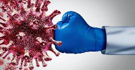 Коронавирус развивается, но наши антитела тоже