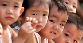 Политика Китая в отношении трех детей вряд ли понравится работающим женщинам