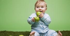 У детей, которые едят больше фруктов и овощей, улучшается психическое здоровье. Новое исследование