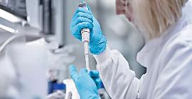 Основатели BioNTech утверждают, что через несколько лет будет доступна вакцина против рака