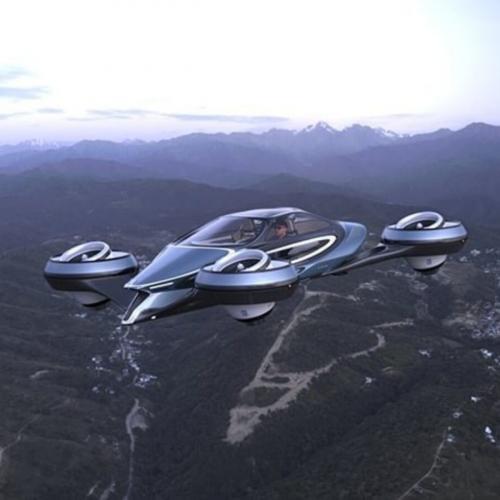 Итальянский дизайнер представил летающий автомобиль, работающий на четырех реактивных двигателях