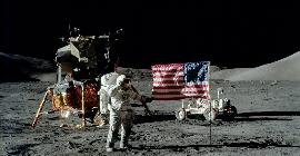 Возвращение американцев через 51 год: посадочный аппарат «Одиссей» успешно достиг поверхности Луны
