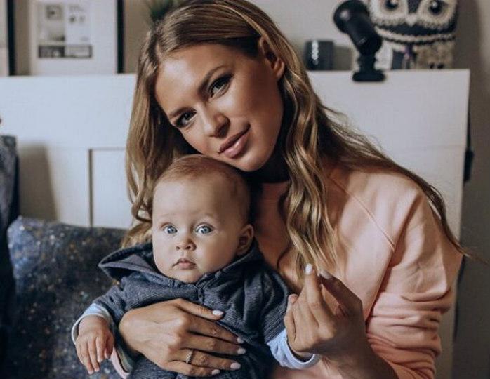 рита дакота мия дакота дочь