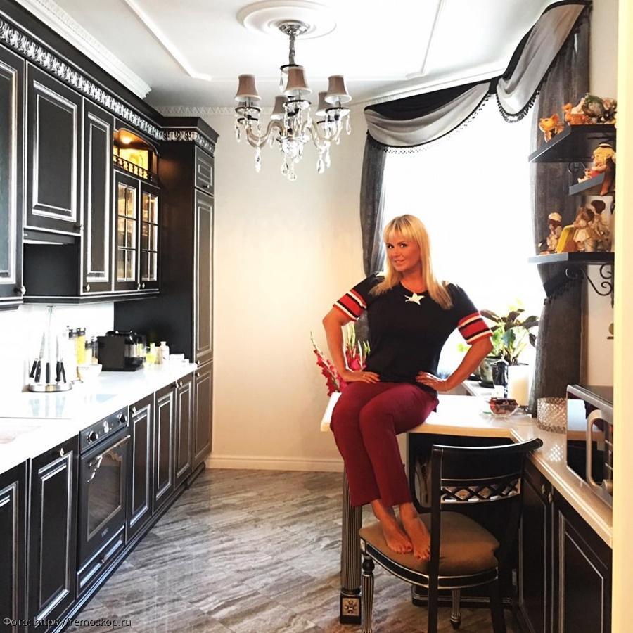 Семенович на кухне