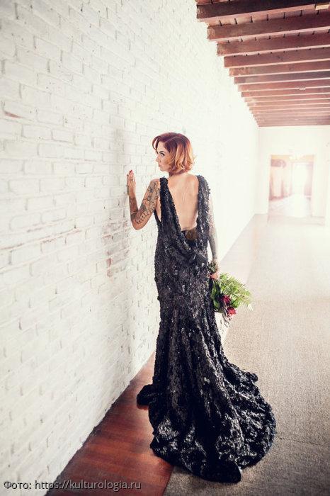 со свадьбой