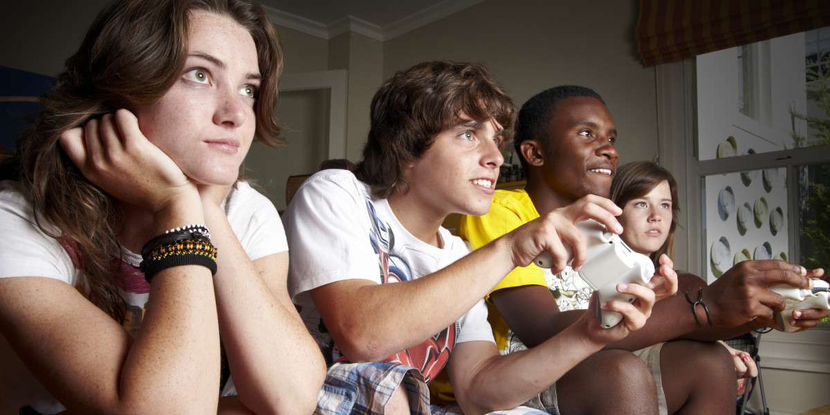 совершеннолетие