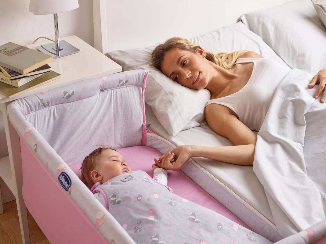 Рейтинг ТОП-10 манежей-кроватей для малышей 