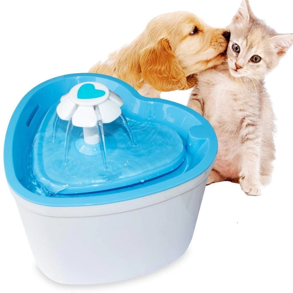 Поилка с фонтаном для кошек и небольших собак (2,4 л.)