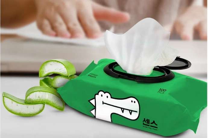 SENSE Влажные салфетки с клапаном и алоэ вера