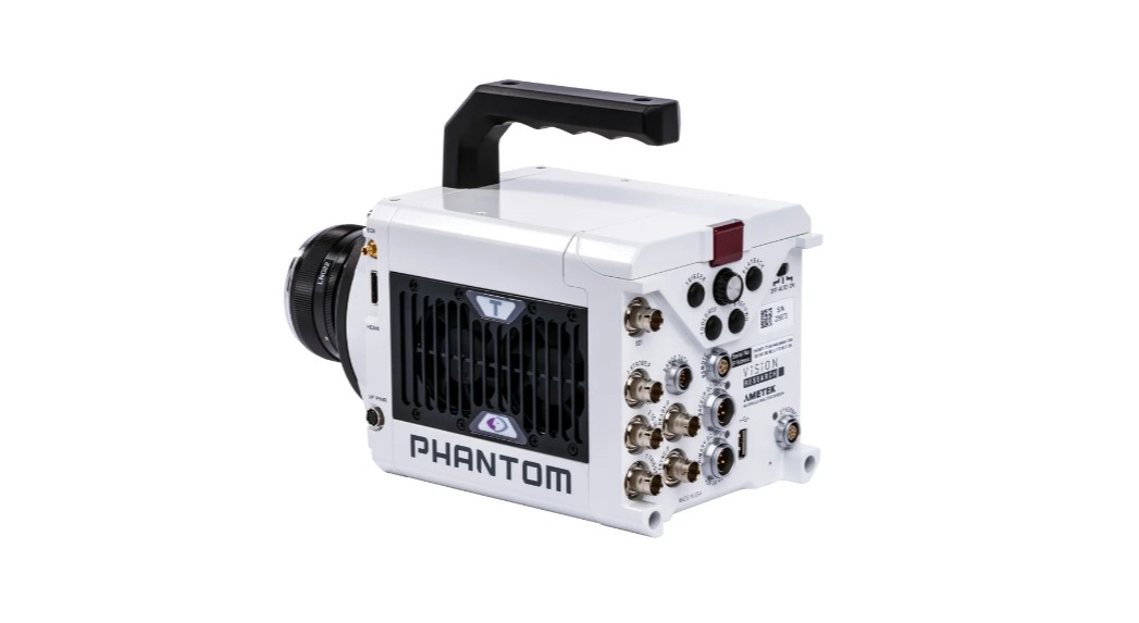 Стандартная комплектация включает байонет Nikon F, который позволяет использовать объективы F и G.