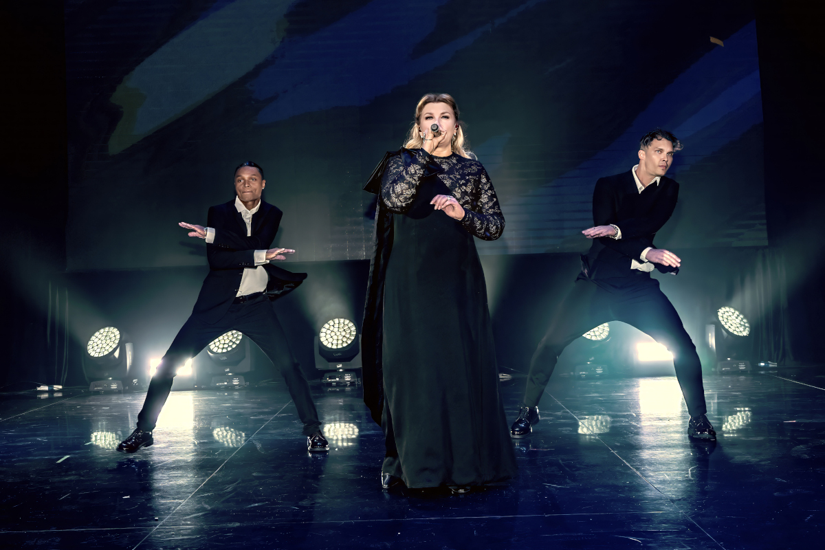 Наталья Которева и шоу-балет